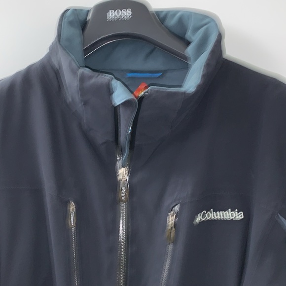 Columbia Boarding Jacket excellent used condition size XL. Black with Blue - Picture 4 of 16